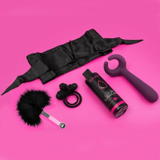 Eager To Tease 5 Piece Couple’S Bundle Sex Toy Sets & Bundles